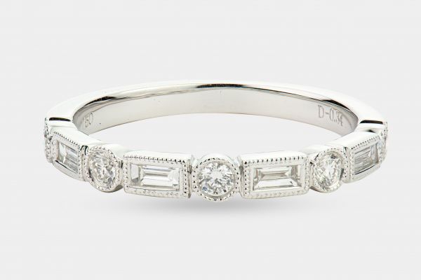 18kt White Gold Round and Baguette Diamond Band